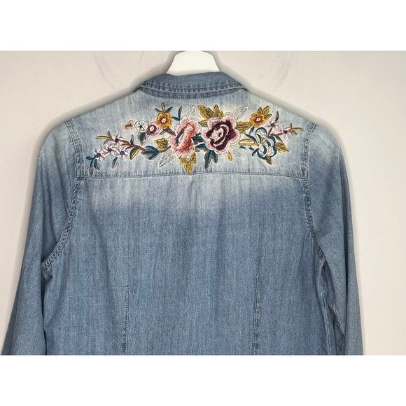 Etienne Marcel Embroidered Floral Button-Up Denim Shirt Blue Women's Size Small - Picture 11 of 13